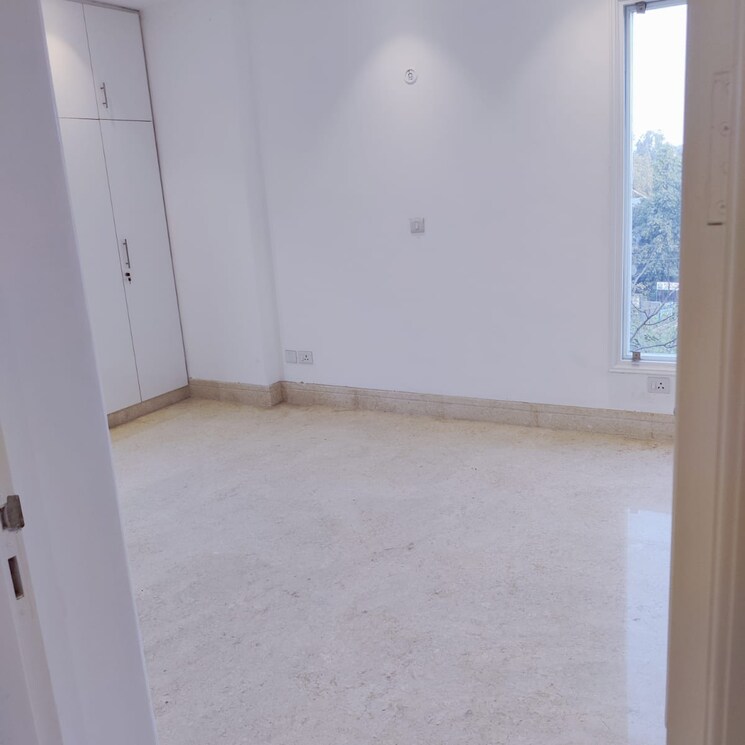 Room, lajpat nagar i 2 Bedroom 900 Sq.Ft. Independent House In Lajpat Nagar I Delhi 9465965