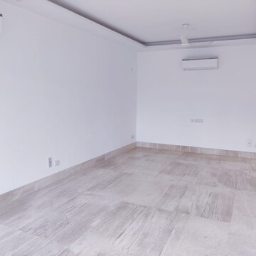 Room in 2 BHK Independent House at Lajpat Nagar I – for Rent