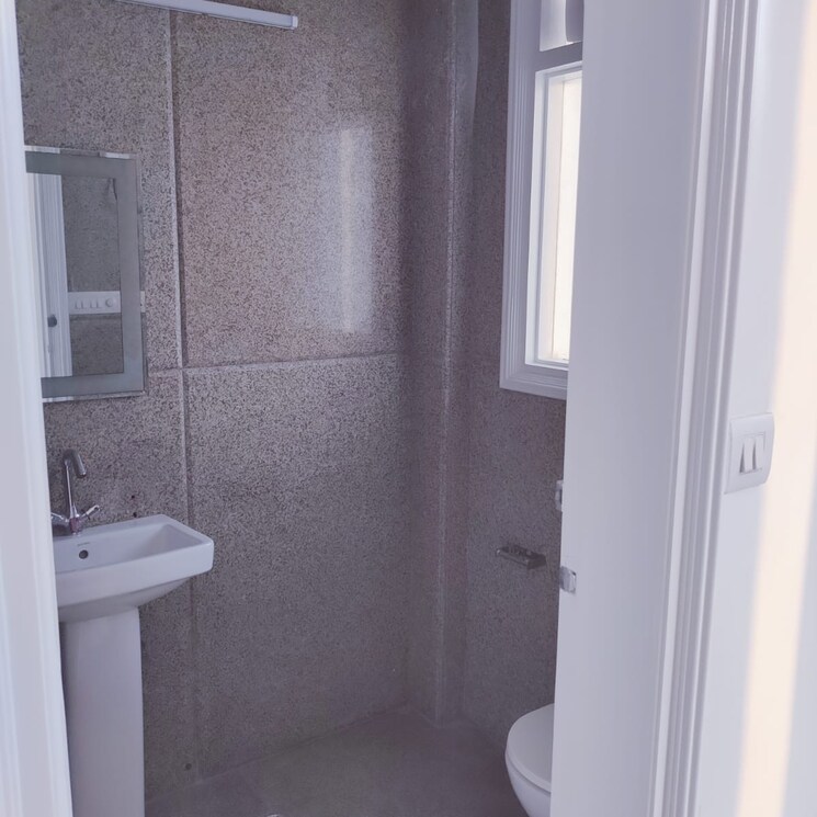 Bathroom, lajpat nagar i 2 Bedroom 900 Sq.Ft. Independent House In Lajpat Nagar I Delhi 9465965