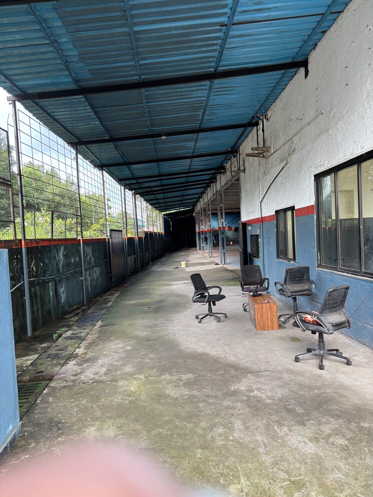  Parking, a block ttc industrial area Commercial Showroom 17820 Sq.Ft. In A Block Ttc Industrial Area Navi Mumbai 9465775