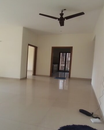 Living Room in 2 BHK Apartment at Lucky House, Chembur – for Sale