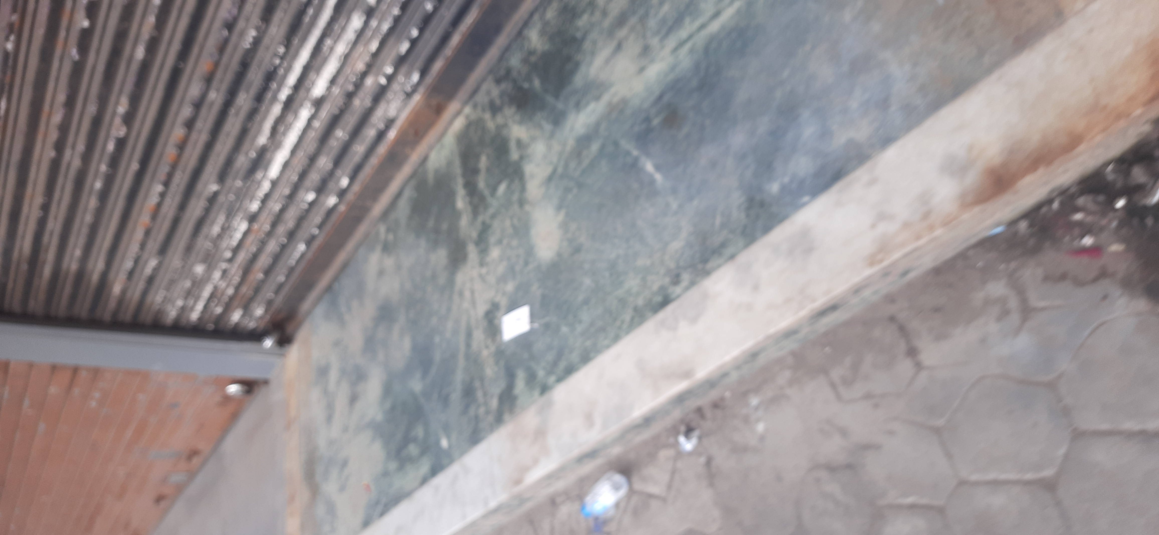 Retail Shop For Rent in Off Linking Road