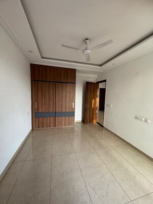 Room in 2 BHK Apartment at NK Savitry Enclave, Vip Road – for Rent