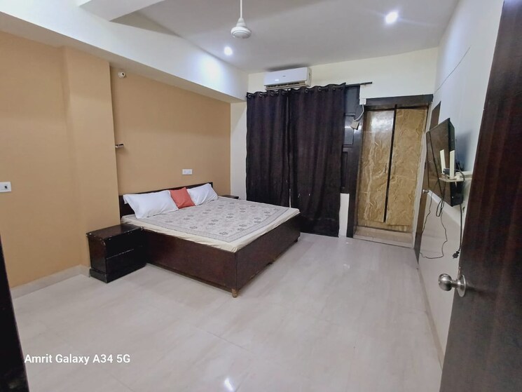 Living Room, sector 42 2 Bedroom 1050 Sq.Ft. Apartment In Sector 42 Gurgaon 9466043