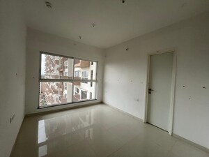 Room in 2 BHK Apartment at Godrej Boulevard, Manjari – for Rent