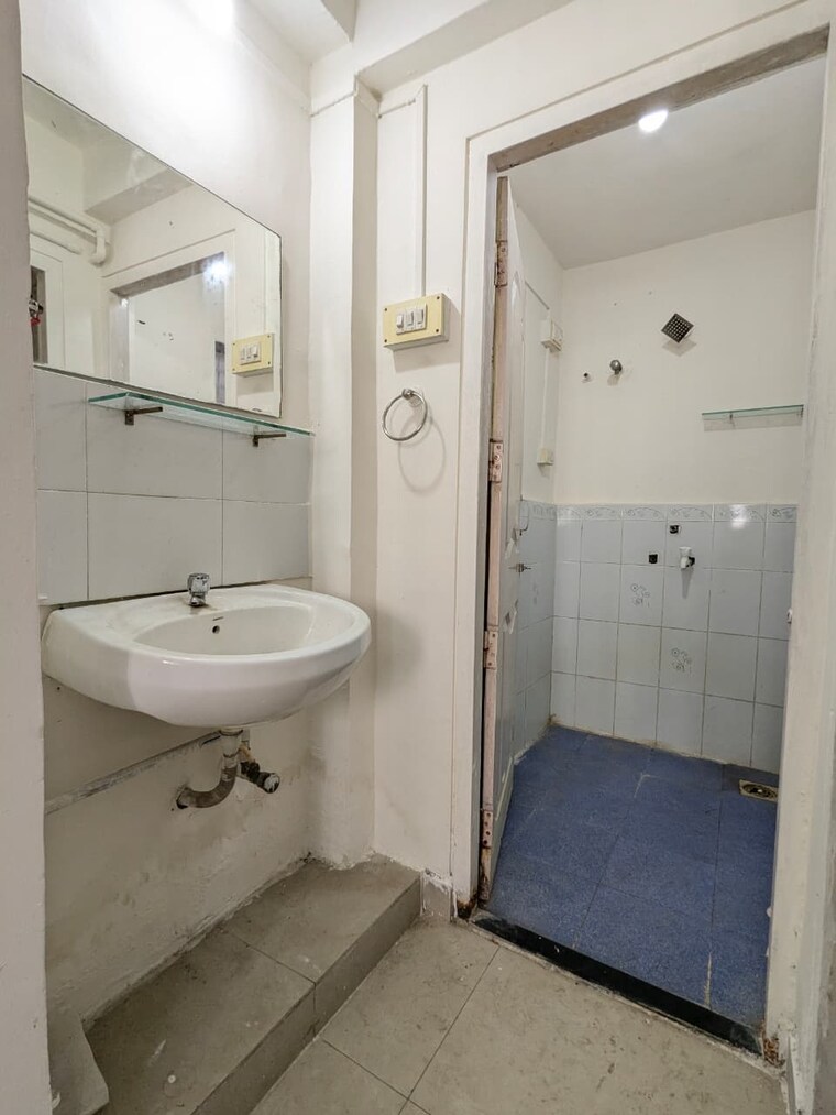 Bathroom, ashtavinayak-chs 1 Bedroom 310 Sq.Ft. Apartment In Kandivali West Mumbai 9466068