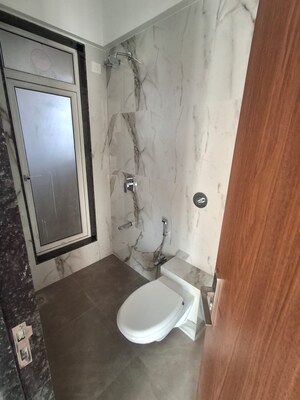 Bathroom in 4 BHK Apartment at Laxmina Krishna Niwas, Chembur – for Sale