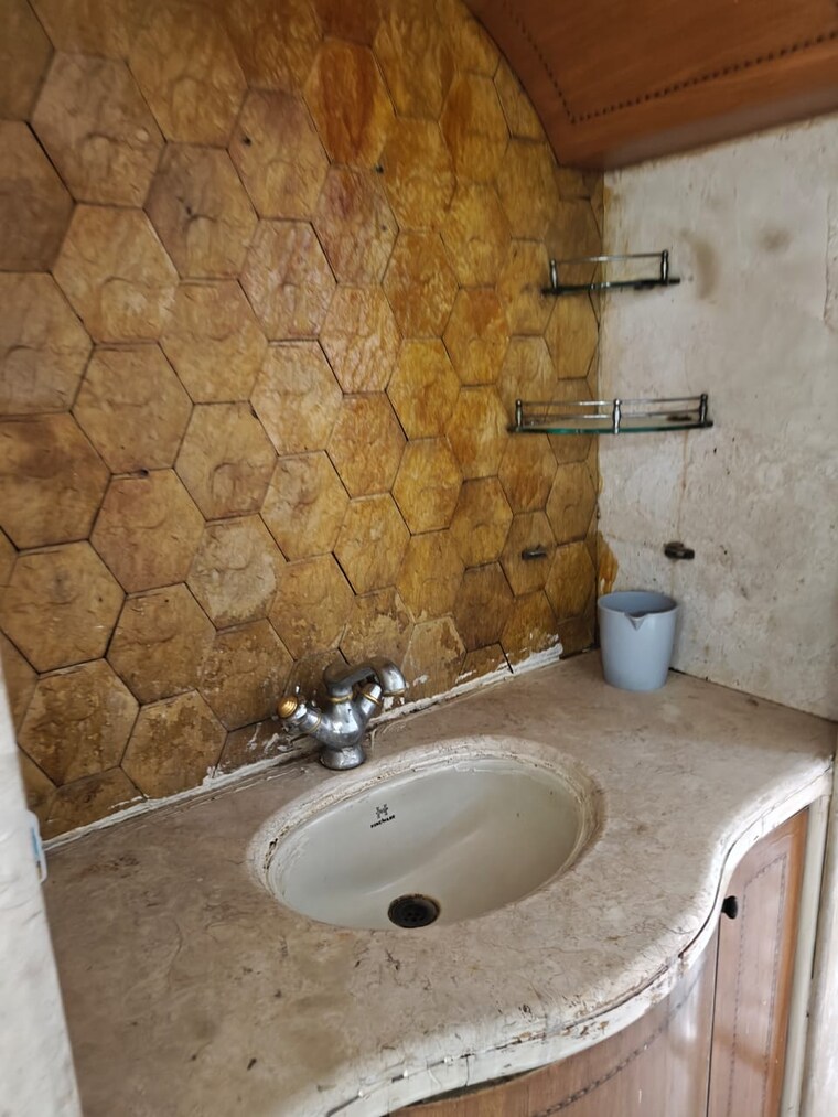 Bathroom, fair-lawn-chs 2 Bedroom 750 Sq.Ft. Apartment In Chembur Mumbai 9466161