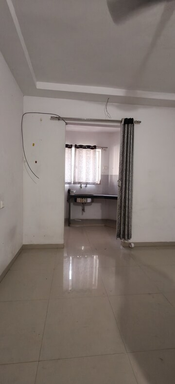 Room in 1 BHK Apartment at New Khapri – for Rent