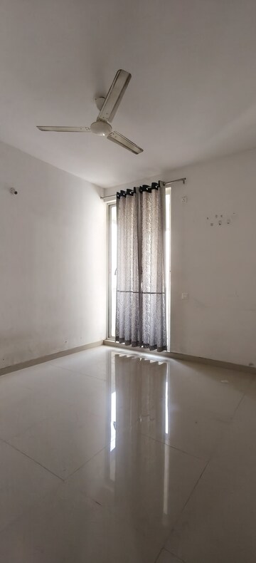 1 BHK Apartment For Rent in New Khapri