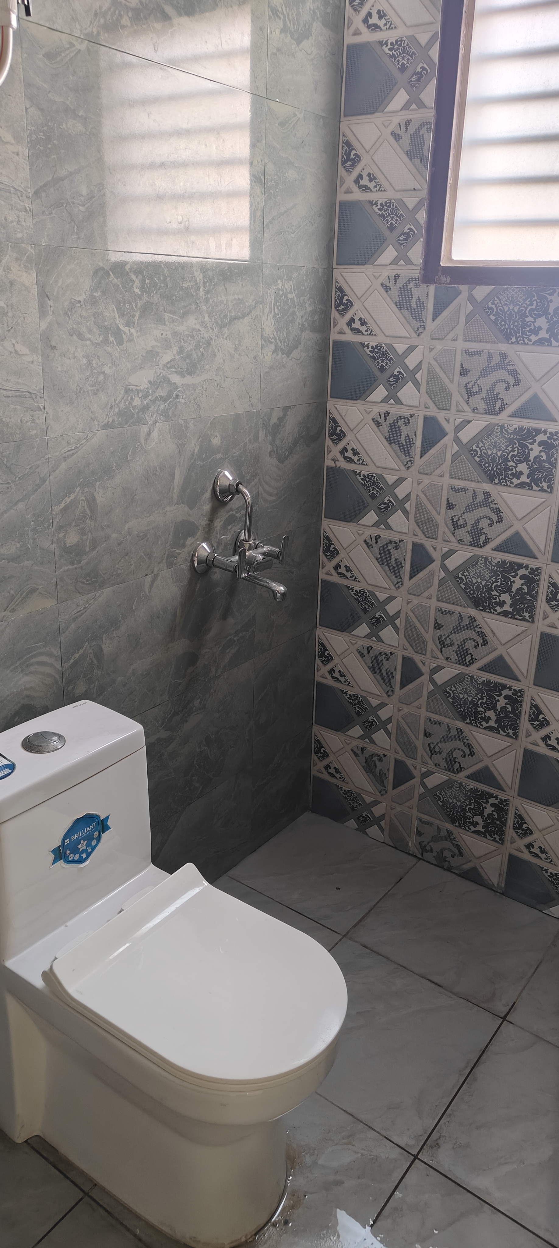 1 BHK + Study Room 500 Sq.Ft. Builder Floor in Dharam Flats