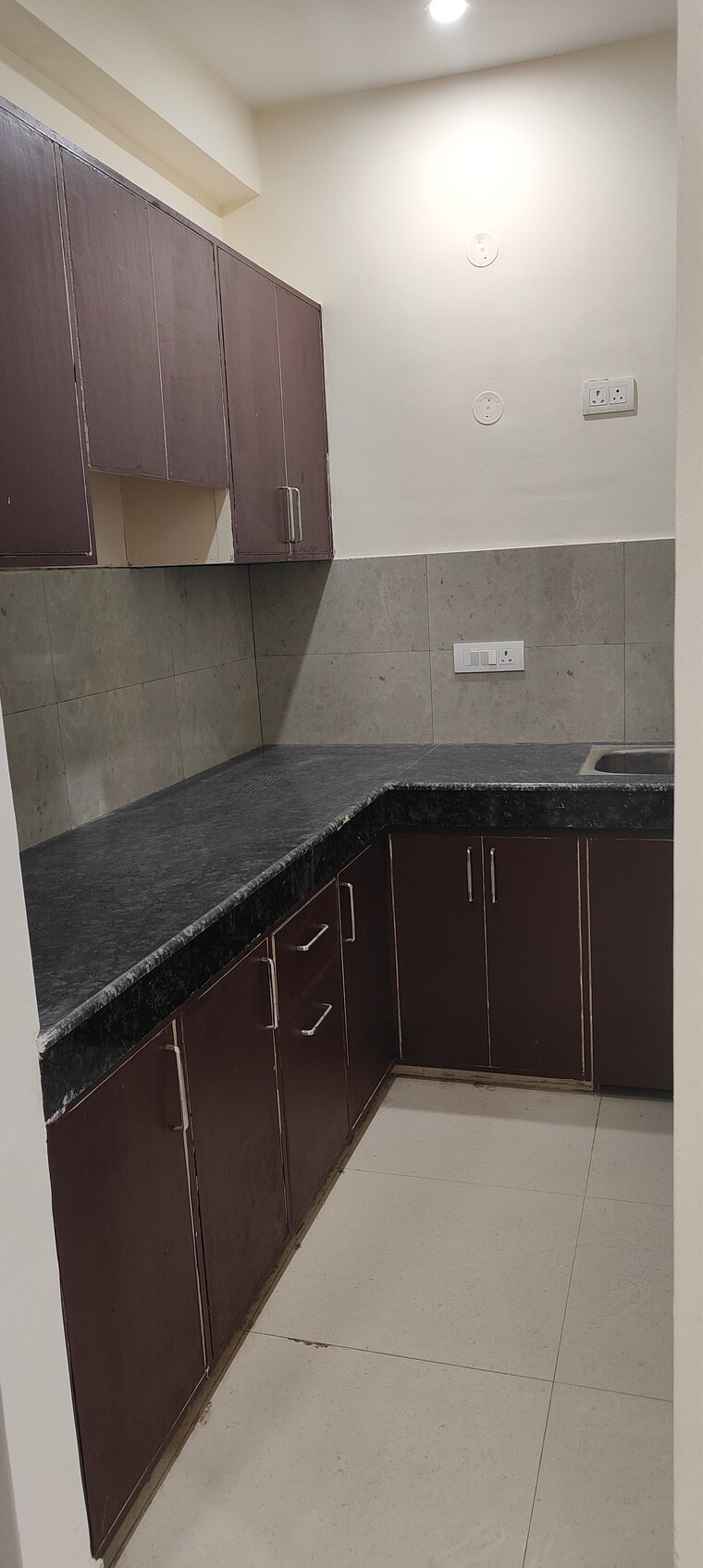 Kitchen, dharam-flats 1 Bedroom 500 Sq.Ft. Builder Floor In Palam Vihar Extension Gurgaon 9466197