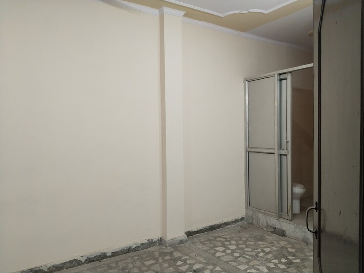 Room, ashoka-enclave-faridabad 3 Bedroom 2250 Sq.Ft. Apartment In Sector 34 Faridabad 9466216