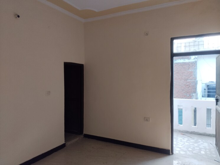 Room, ashoka-enclave-faridabad 3 Bedroom 2250 Sq.Ft. Apartment In Sector 34 Faridabad 9466216