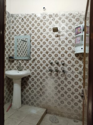 Bathroom in 3 BHK Apartment at Ashoka Enclave Faridabad, Sector 34 – for Rent