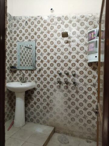 Bathroom in 3 BHK Apartment at Ashoka Enclave Faridabad, Sector 34 – for Rent