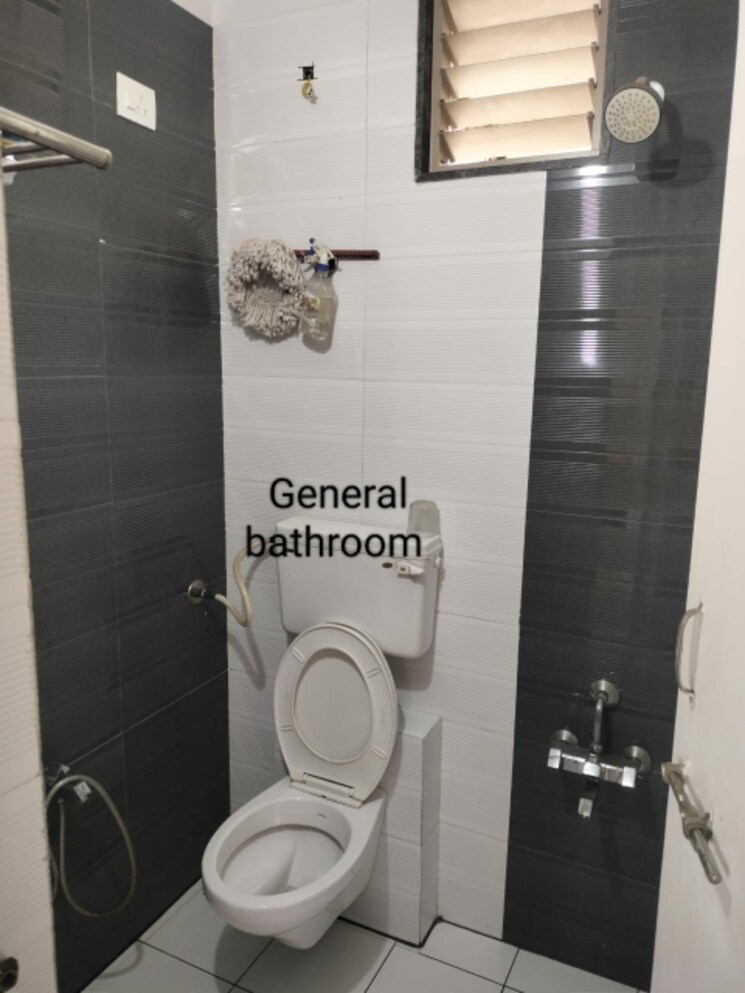 Bathroom, chandkheda 3 Bedroom 1420 Sq.Ft. Apartment In Chandkheda Ahmedabad 9466224