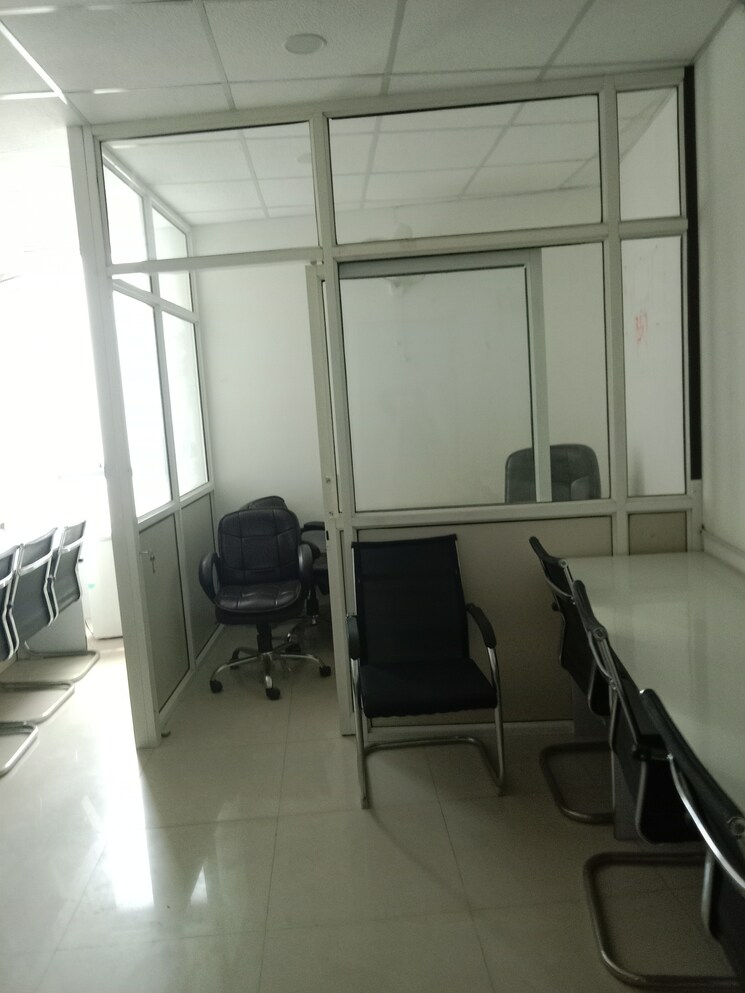 Team Area, gaur-city-center Commercial Office Space 450 Sq.Ft. In Sector 4 Greater Noida Greater Noida 9466225
