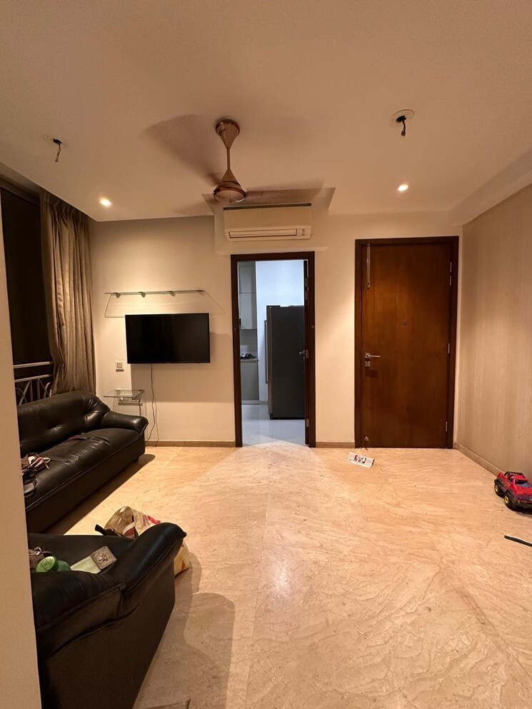 Living Room, one-hiranandani-park 2 Bedroom 900 Sq.Ft. Apartment In Ghodbunder Road Thane 9466233