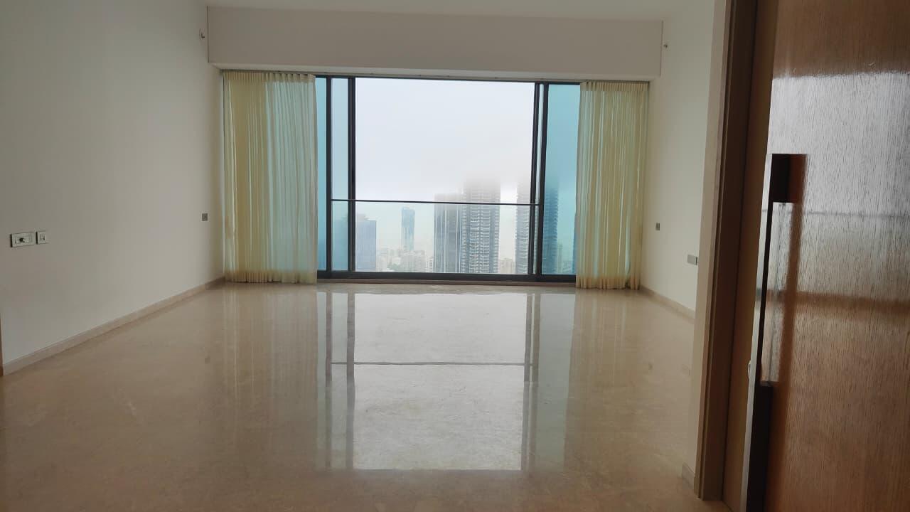 4 BHK + Pooja Room Apartment For Sale in Rustomjee Crown