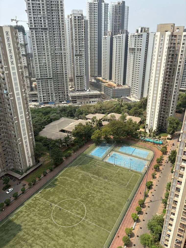 Exterior View, lodha-amara 2 Bedroom 900 Sq.Ft. Apartment In Kolshet Road Thane 9466273