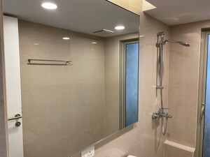 Room in 1 BHK Apartment at Hiranandani Estate Solitaire C, Ghodbunder Road – for Sale