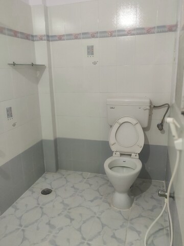 Bathroom in 2 BHK Apartment at Fortune Apartment Masab Tank, Masab Tank – for Rent