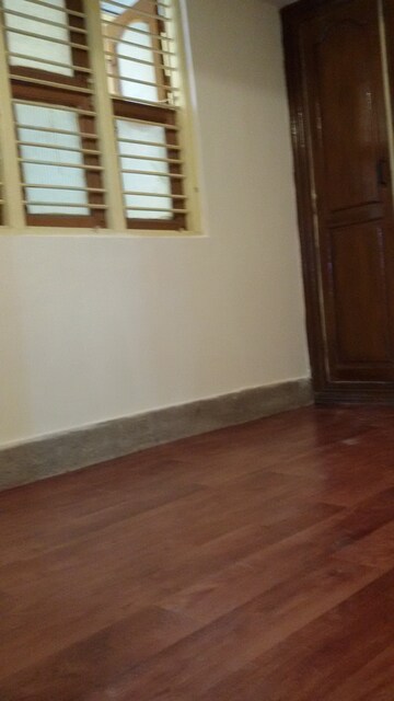 Furnished Amenities in 2 BHK Independent House at Btm Layout 1 – for Rent