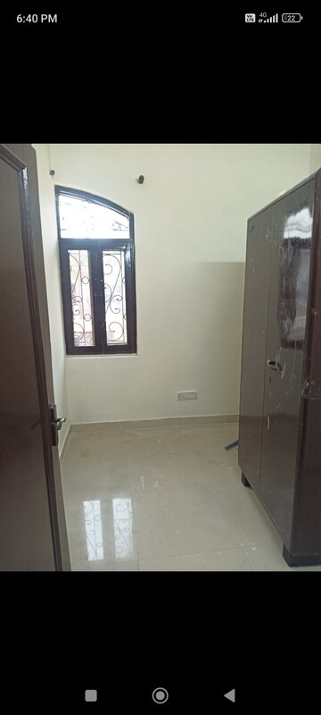 Bathroom in 3 BHK Independent House at RWA Apartments Sector 39, Sector 39 – for Rent