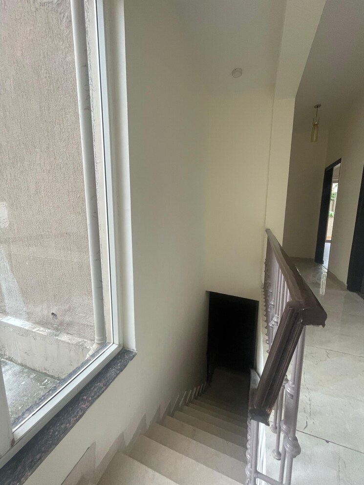 undefined, bptp-amstoria 4 Bedroom 3560 Sq.Ft. Builder Floor In Sector 102 Gurgaon 9466324