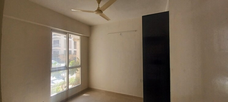 Room, signature-global-prime 2 Bedroom 600 Sq.Ft. Apartment In Sector 63a Gurgaon 9466328