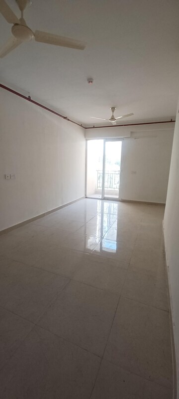 Building Lobby in 2 BHK Apartment at Signature Global Prime, Sector 63a – for Rent