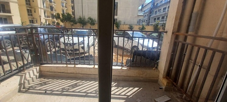 Balcony, signature-global-prime 2 Bedroom 600 Sq.Ft. Apartment In Sector 63a Gurgaon 9466328