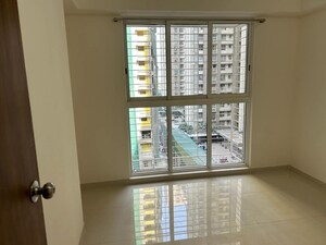 Bedroom in 2 BHK Apartment at Lodha Amara, Kolshet Road – for Rent
