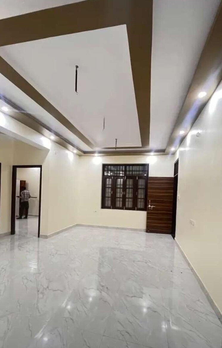 Living Room, hazratganj 2 Bedroom 1300 Sq.Ft. Apartment In Hazratganj Lucknow 9466470