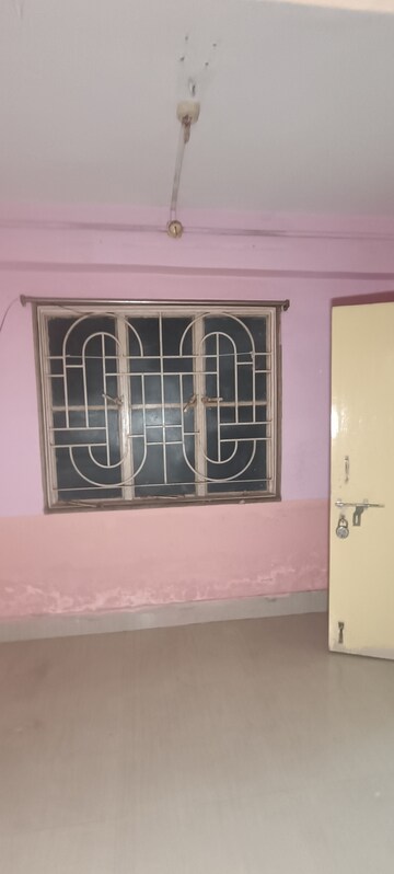 Room in 1 BHK Apartment at Italgacha – for Rent