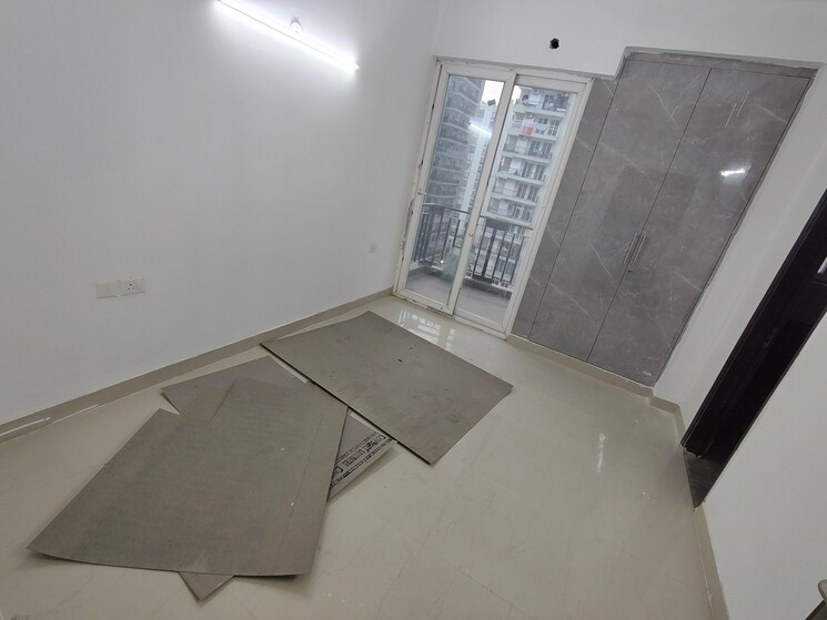 Room, sikka-karnam-greens 2 Bedroom 940 Sq.Ft. Apartment In Sector 143b Noida 9466513