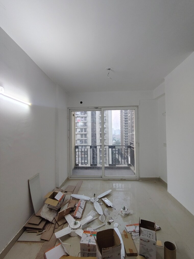  Parking, sikka-karnam-greens 2 Bedroom 940 Sq.Ft. Apartment In Sector 143b Noida 9466513