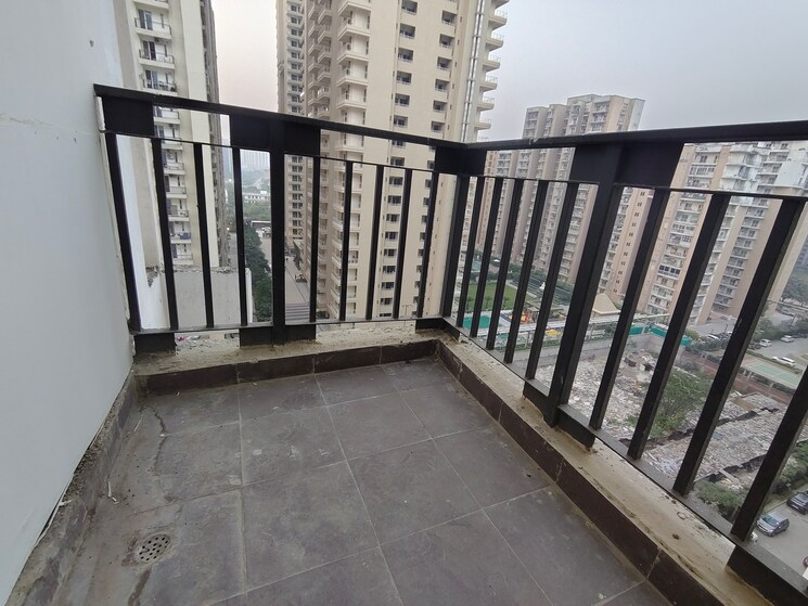 Balcony, sikka-karnam-greens 2 Bedroom 940 Sq.Ft. Apartment In Sector 143b Noida 9466513