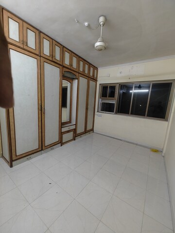 Master Bedroom in 2 BHK Apartment at Seawoods Estate, Seawoods – for Rent