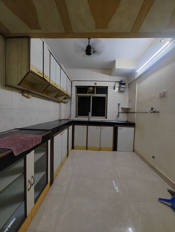 2 BHK Apartment For Rent in Seawoods Estate, Seawoods