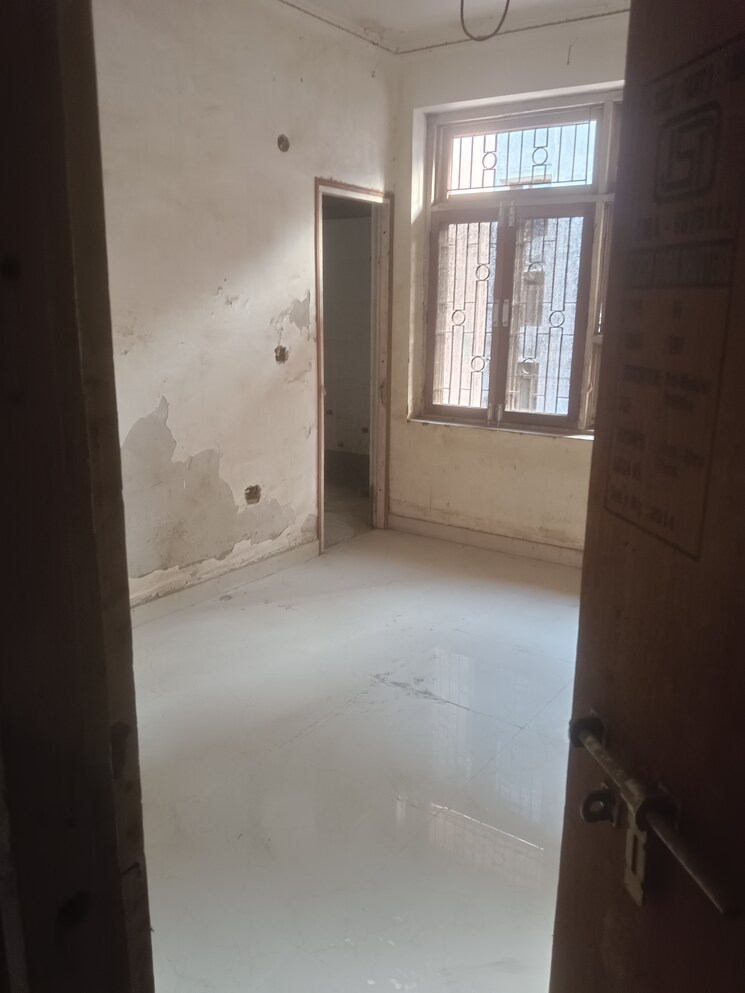 Room, hig-apartments 3 Bedroom 121 Sq.Mt. Apartment In Omicron I Greater Noida Greater Noida 9466529