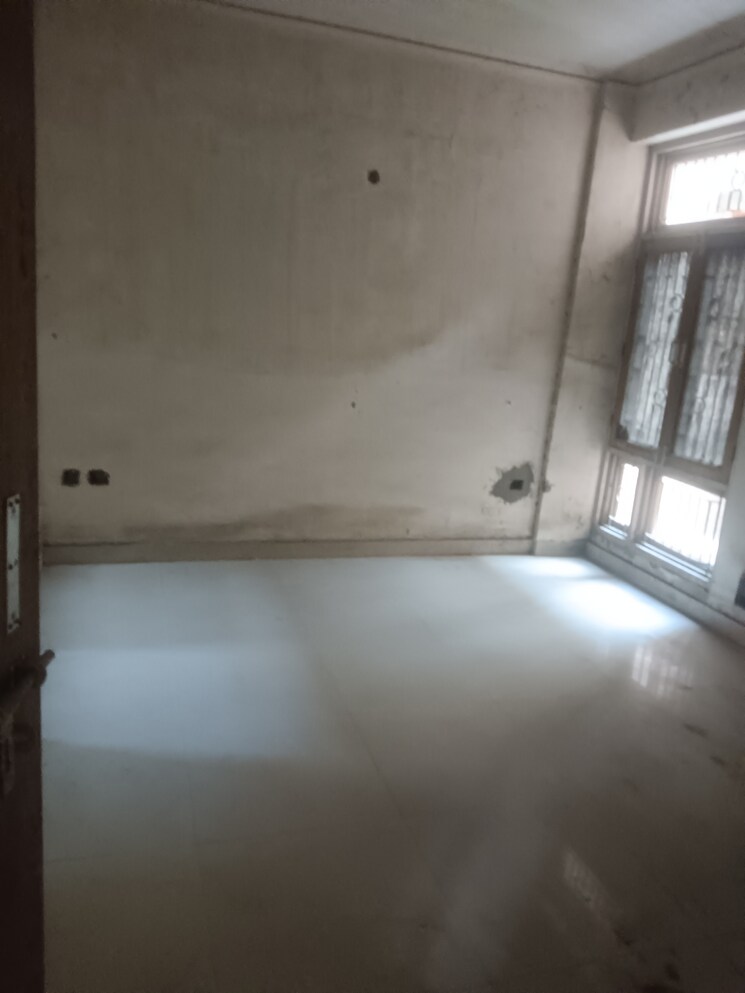 Room, hig-apartments 3 Bedroom 121 Sq.Mt. Apartment In Omicron I Greater Noida Greater Noida 9466529