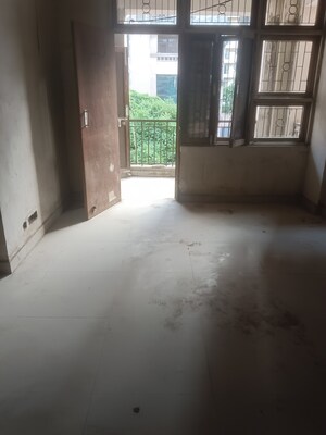 3 BHK Apartment For Sale in HIG Apartments, Omicron I Greater Noida