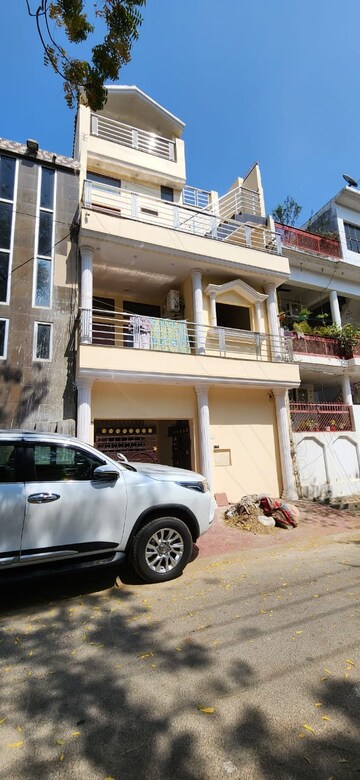 2 BHK Builder Floor – Exterior View View at Gomti Nagar - for Rent