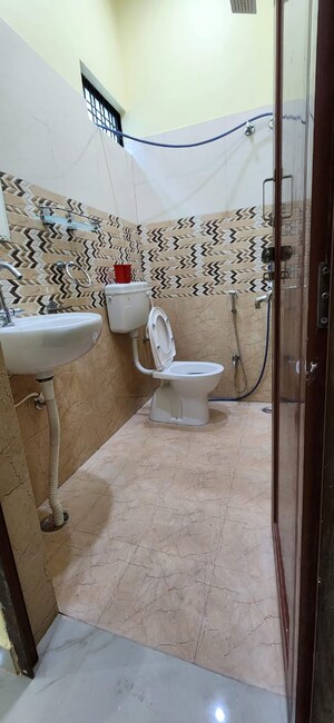 Bathroom in 2 BHK Builder Floor at Gomti Nagar – for Rent
