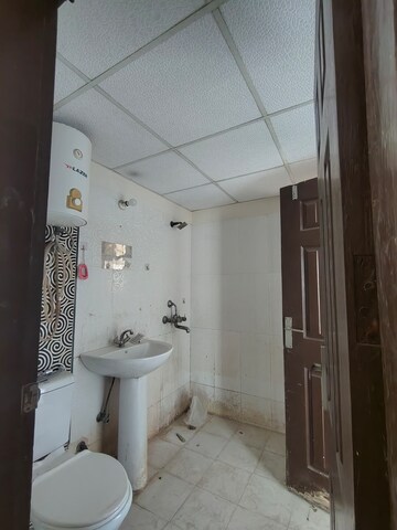 Kitchen in 3 BHK Apartment at Paramount Floraville, Sector 137 – for Rent