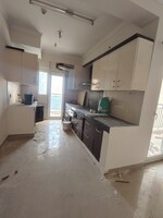 3 BHK 1425 Sq.Ft. Apartment in Paramount Floraville