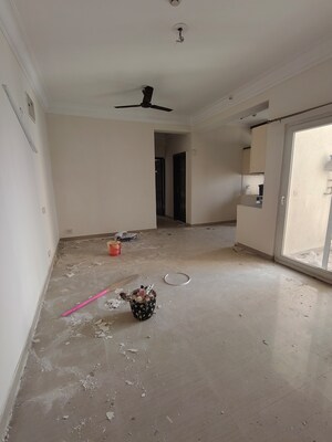 Bathroom in 3 BHK Apartment at Paramount Floraville, Sector 137 – for Rent