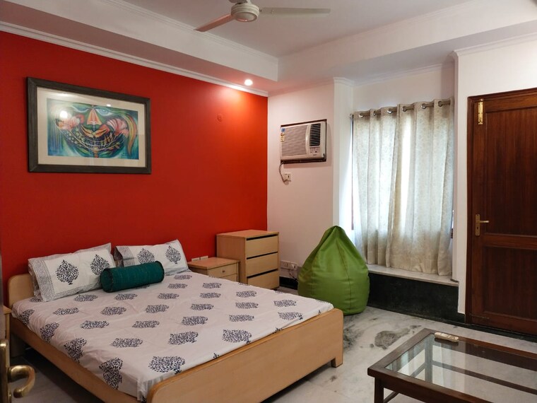 Bedroom, nehru enclave 3 Bedroom 3000 Sq.Ft. Builder Floor In Nehru Enclave Delhi 9466542